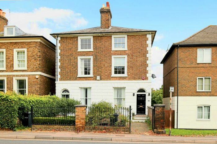 4 Bedroom Semi-Detached House To Rent In Station Road, Broxbourne, Hertfordshire., EN10