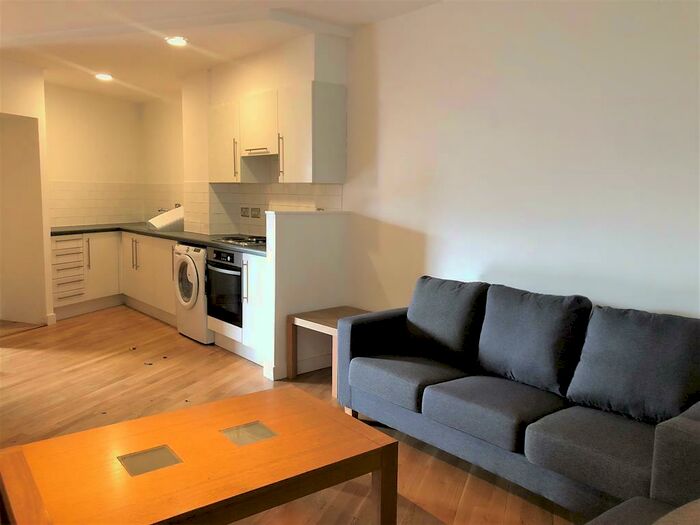 1 Bedroom Flat To Rent In Crown Street Buildings, Crown Street, Leeds, LS2