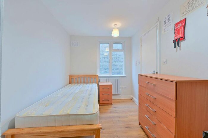 Studio To Rent In Churchfield Road, Acton, London, W3