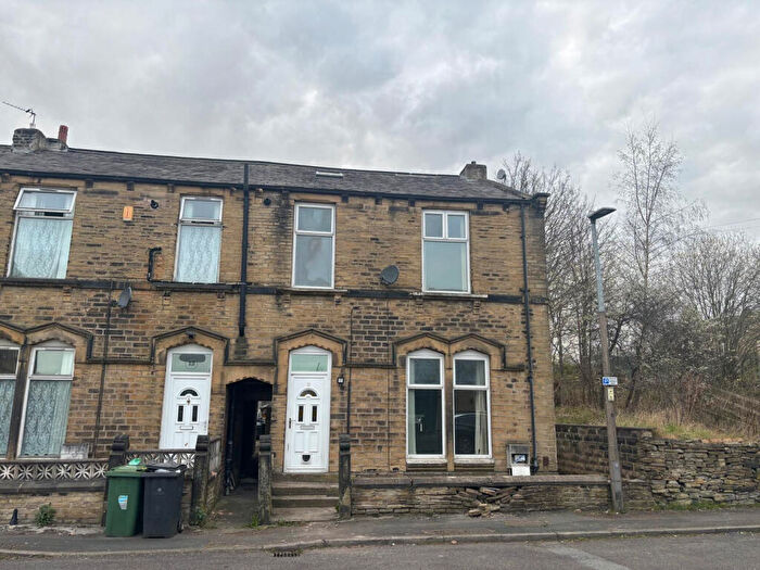 3 Bedroom Terraced House For Sale In Bow Street, Huddersfield, West Yorkshire, HD1