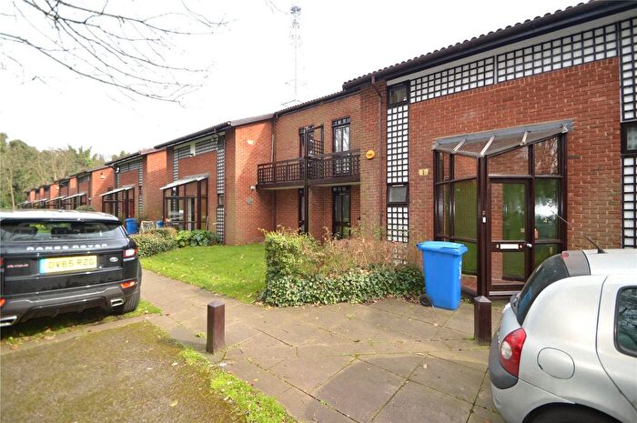 1 Bedroom Flat To Rent In Spinney Gardens, London, SE19