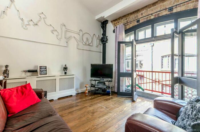 1 Bedroom Flat For Sale In Breezers Court, Wapping, London, E1W