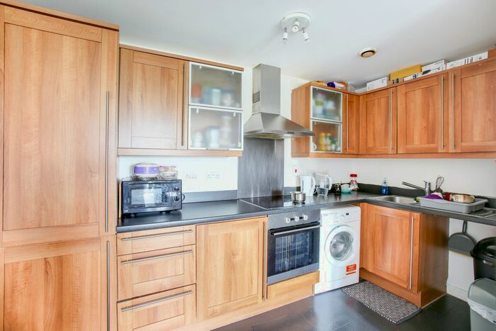 2 Bedroom Flat To Rent In Macmillan Court, Ruislip Road, Greenford, UB6