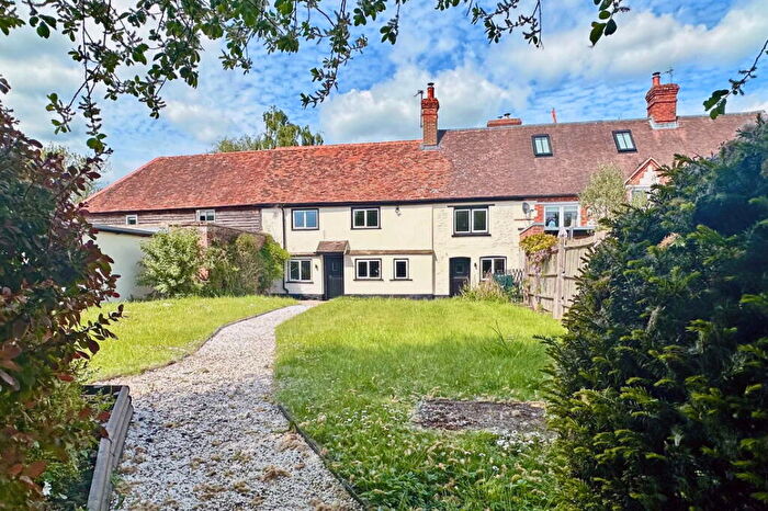 3 Bedroom Terraced House For Sale In Thame Road, Warborough, OX10