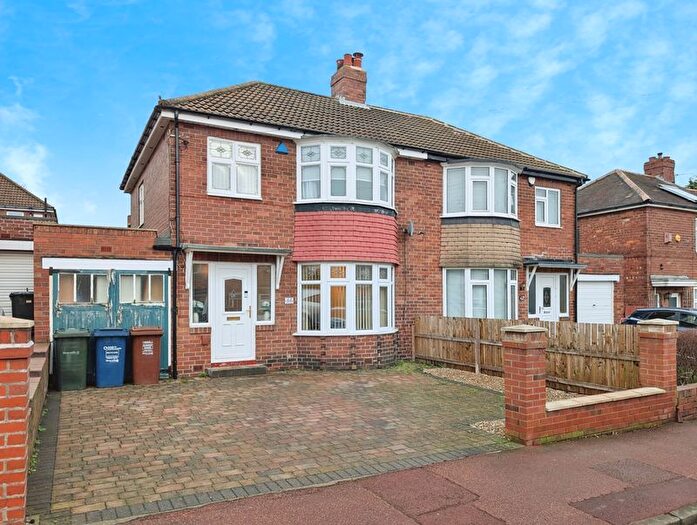 3 Bedroom Semi Detached House For Sale In Springhill Gardens, Condercum Park, Newcastle Upon Tyne, NE15