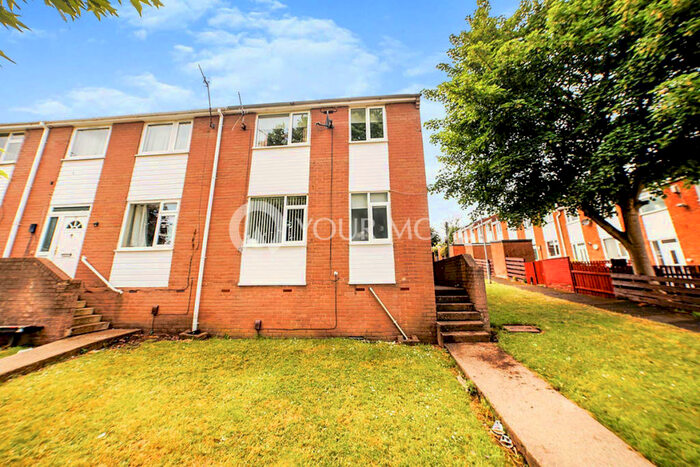 3 Bedroom End Of Terrace House To Rent In Dene Side, Blaydon-on-Tyne, Tyne And Wear, NE21