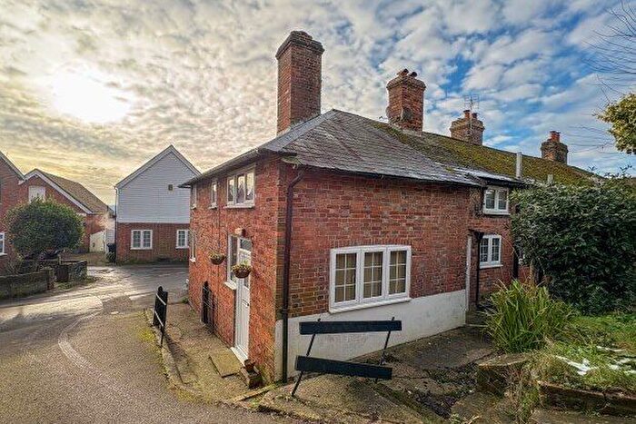 2 Bedroom End Of Terrace House To Rent In South Street Slate Terrace, Mayfield, TN20