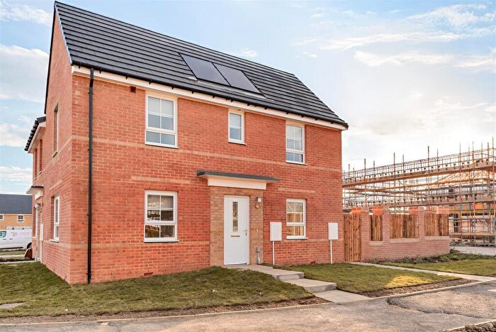 3 Bedroom Semi-Detached House To Rent In Lantana Place, Throckley, NE15