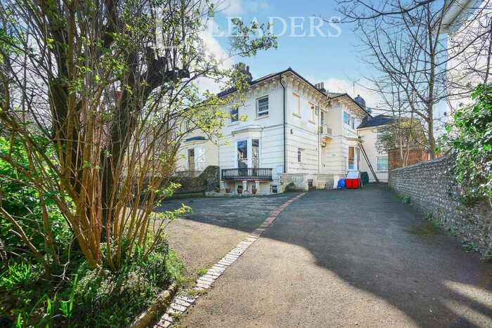 Flat To Rent In Buckingham Place, Brighton, BN1