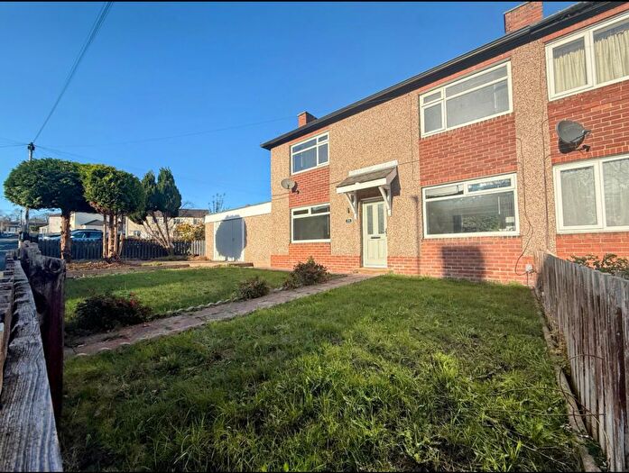 3 Bedroom Semi-Detached House To Rent In South Avenue, Horbury, Wakefield, WF4