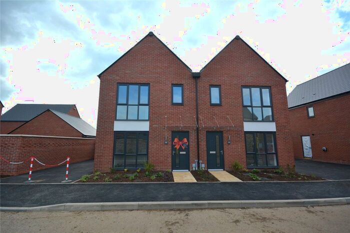 3 Bedroom Semi-Detached House To Rent In Banham Drive, Beaulieu Park, CM1