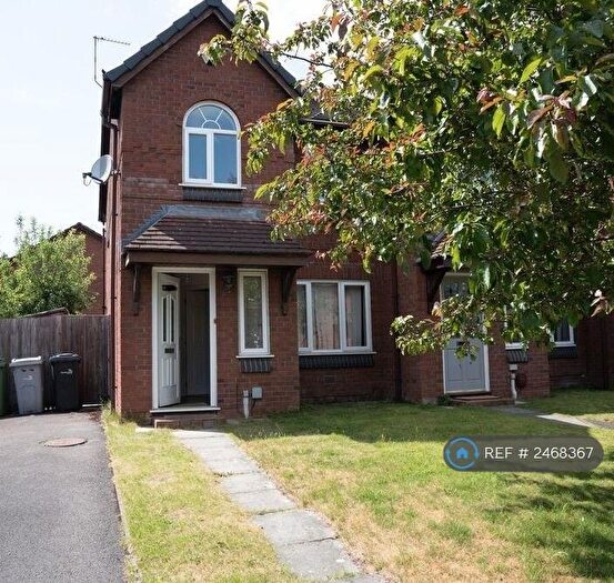 3 Bedroom End Of Terrace House To Rent In Burnside Close, Wilmslow, SK9