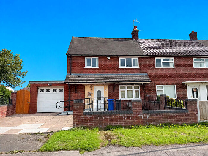 3 Bedroom Semi-Detached House For Sale In Denry Crescent, Bradwell, Newcastle-under-Lyme, ST5
