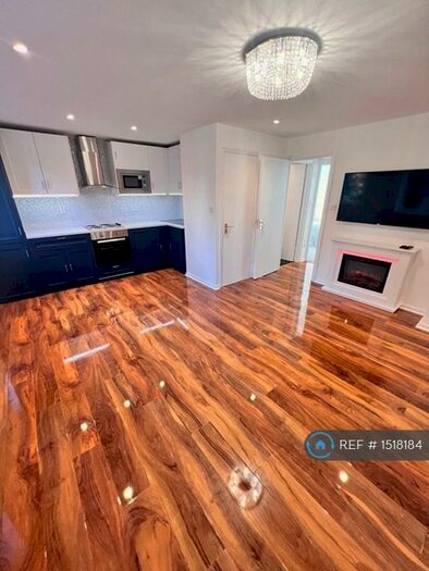 2 Bedroom Flat To Rent In Near East Croydon Station, Croydon, CR0