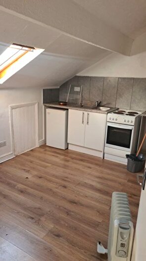 1 Bedroom Flat To Rent In Stratford Street, Leeds, LS11