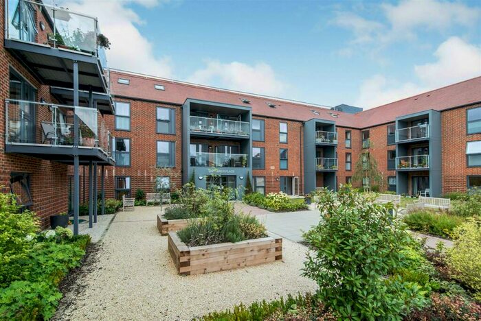1 Bedroom Apartment For Sale In Wayfarer Place, The Dean, Alresford, SO24