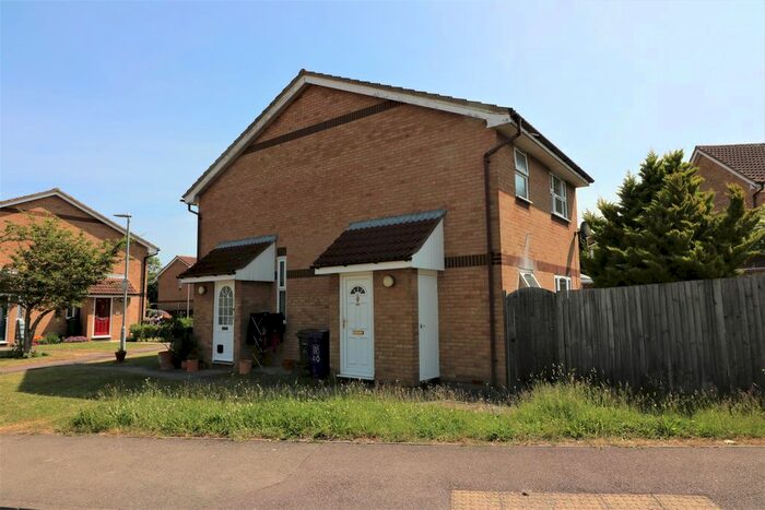 1 Bedroom Detached House To Rent In Stane Street, Baldock, SG7