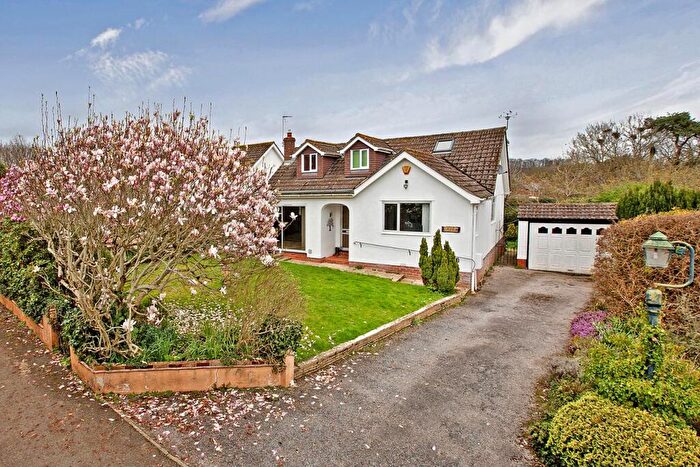 3 Bedroom Detached House For Sale In Willsland Close, Kenton, EX6