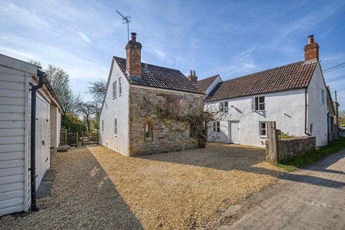 3 Bedroom Character Property For Sale In Charming Th-century Character Property With Beautiful Gardens, Orchard And Characterful Outbuildings, BA5