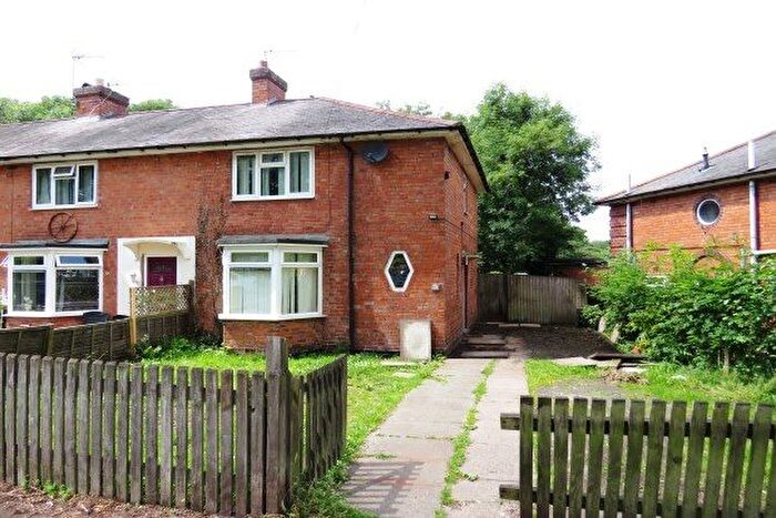 3 Bedroom Property To Rent In Basil Grove, Birmingham, B31