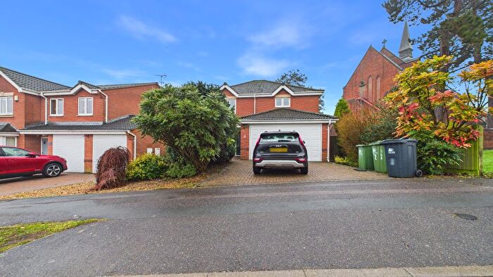 5 Bedroom Detached House For Sale In Church Farm Road, Ripley, Derbyshire, DE5