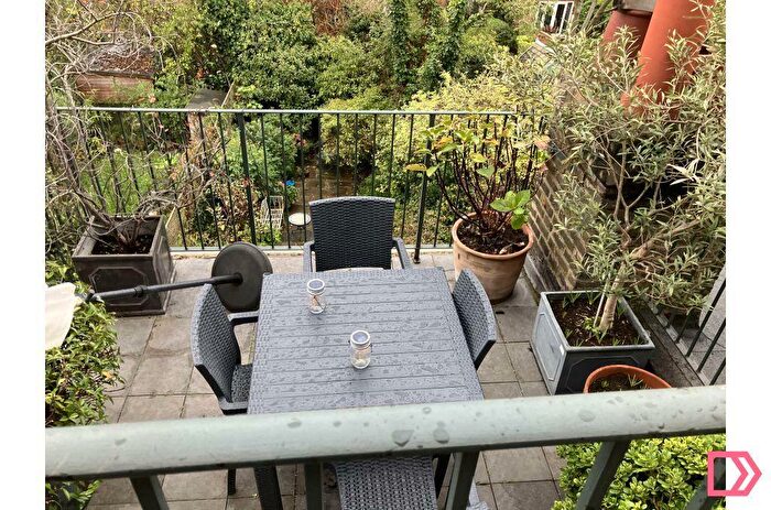 1 Bedroom Flat To Rent In St Johns Villas, London, N19