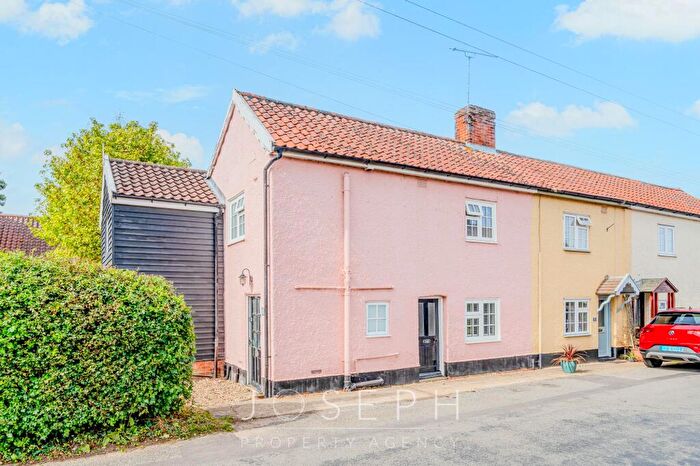 3 Bedroom End Of Terrace House For Sale In Stoney Road, Grundisburgh, IP13