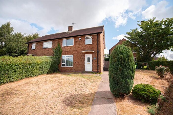 3 Bedroom Semi-Detached House For Sale In Eversley Walk, Nottingham, NG5