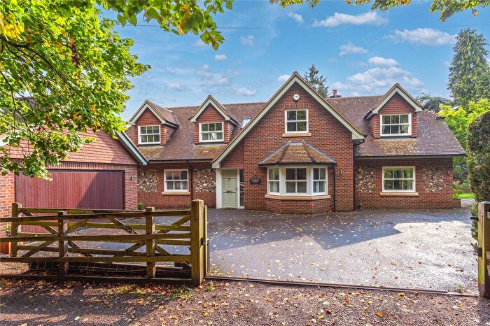 5 Bedroom Detached House For Sale In Harpsden Woods, Harpsden, Henley-On-Thames, RG9