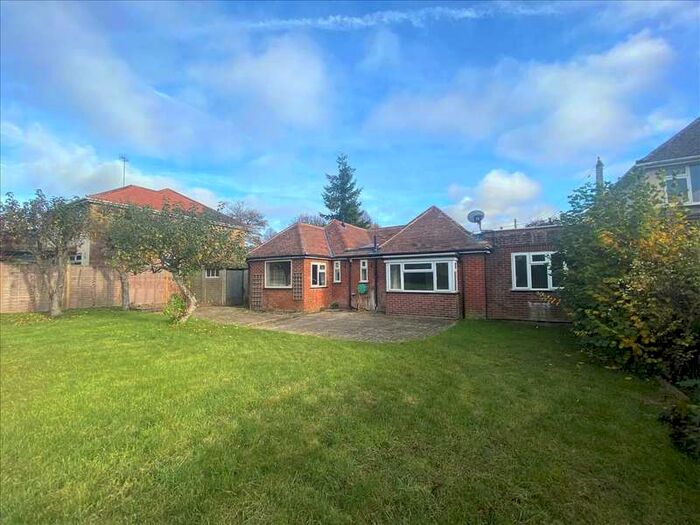 4 Bedroom Bungalow To Rent In The Drove, Andover, SP10