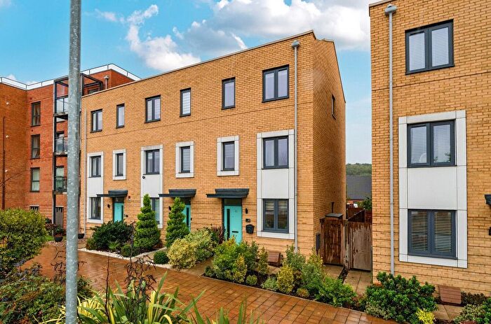 3 Bedroom End Of Terrace House For Sale In Bodycomb Street, Ebbsfleet Valley, Swanscombe, DA10