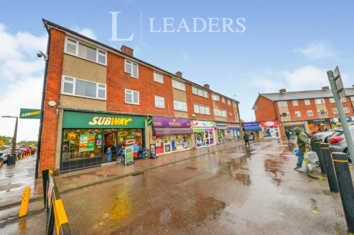 3 Bedroom Flat To Rent In The Quadrant, St. Albans, AL4