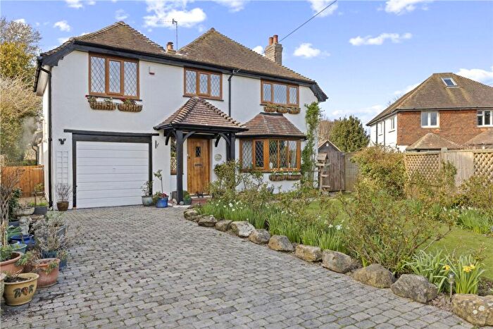 4 Bedroom Detached House For Sale In Sea Way, Middleton-On-Sea, PO22