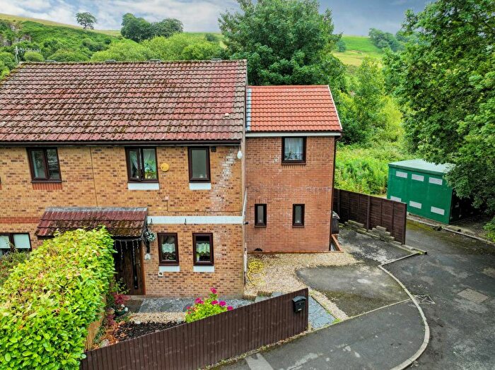 4 Bedroom Semi-Detached House For Sale In Senghenydd, Caerphilly, CF83