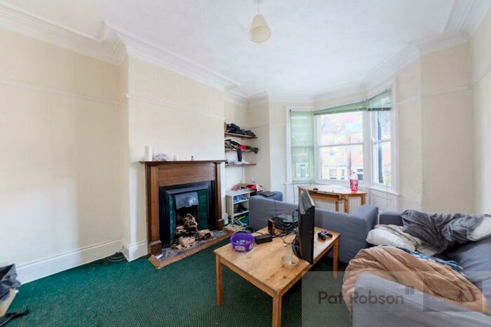 4 Bedroom Property To Rent In Grosvenor Gardens, Newcastle Upon Tyne, NE2