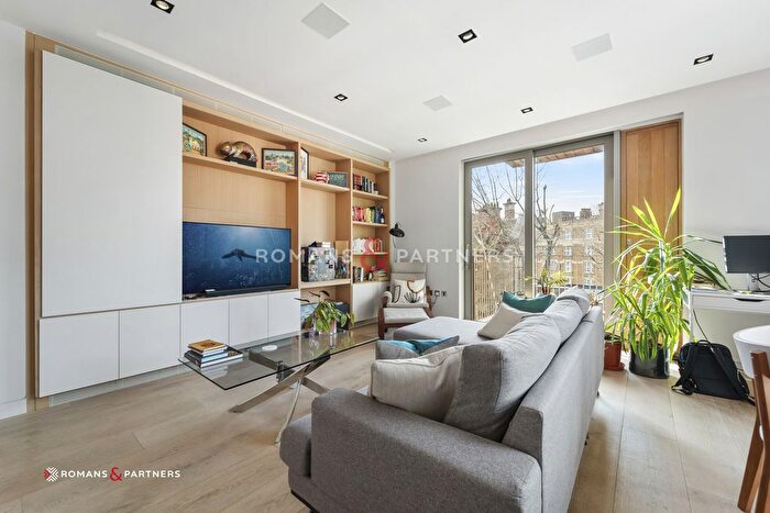 2 Bedroom Flat To Rent In Chatsworth House, Tower Bridge, SE1