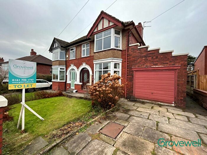 3 Bedroom Semi-Detached House To Rent In Longworth Road, Horwich, Bolton, BL6