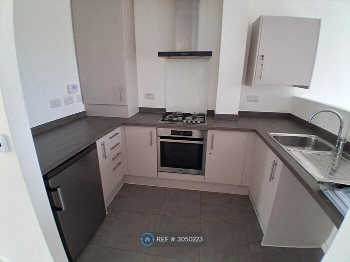 2 Bedroom Flat To Rent In St Cyprian Place, Liverpool, L7