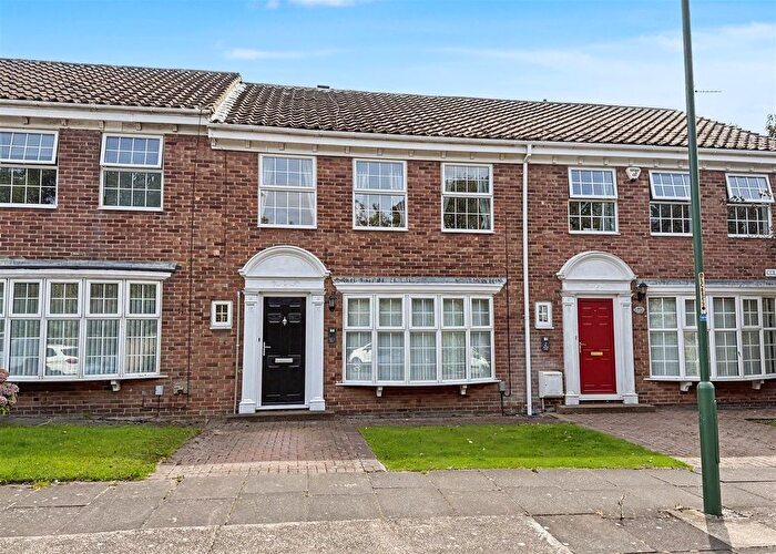 3 Bedroom Terraced House For Sale In College Drive, South Shields, NE33