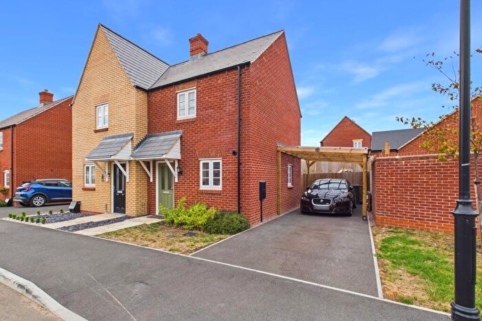 2 Bedroom Semi-Detached House For Sale In Clay Green, Towcester, NN12