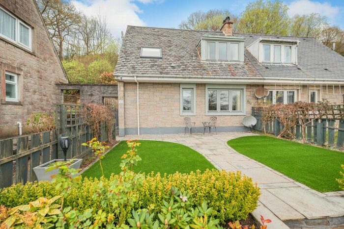 2 Bedroom Semi-Detached House For Sale In St Conans Road, Lochawe, By Dalmally, Argyll, PA33