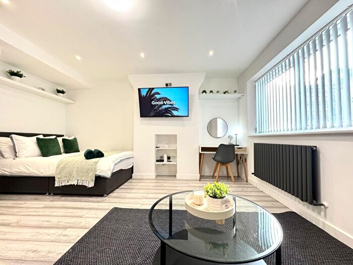 Studio To Rent In Burgess Street, London, E14