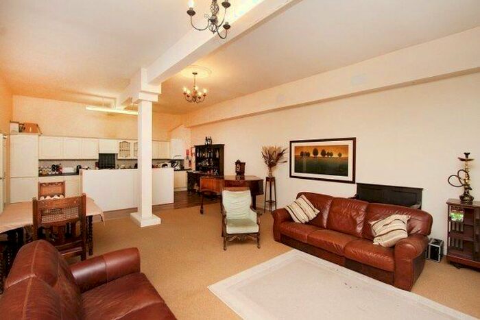 1 Bedroom Flat To Rent In Phoenix Building, Buxton, SK17