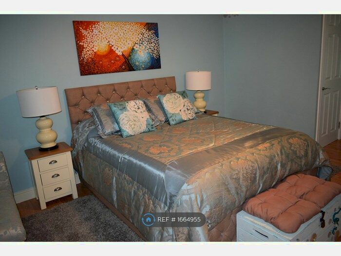 3 Bedroom Semi-Detached House To Rent In Broadoaks Crescent, Braintree, CM7