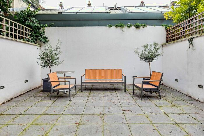 4 Bedroom Terraced House To Rent In Chesilton Road, Fulham, SW6