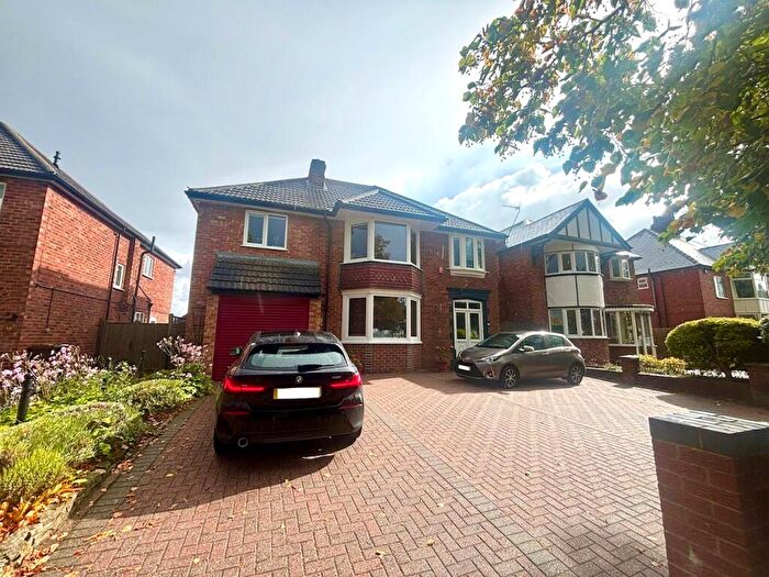 4 Bedroom Detached House For Sale In Yarborough Crescent, Lincoln, LN1