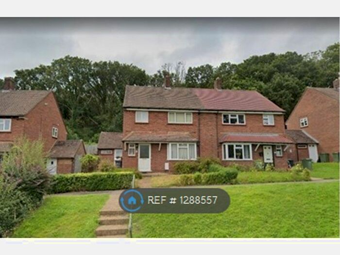 4 Bedroom Semi-Detached House To Rent In Park Barn Drive, Guildford GU2