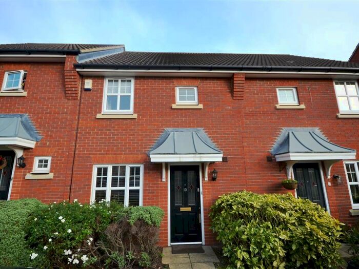 3 Bedroom Terraced House To Rent In Colebrook Close, London, NW7