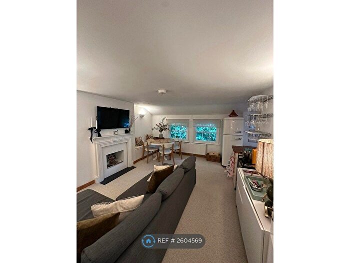 2 Bedroom Flat To Rent In London, London, SE13