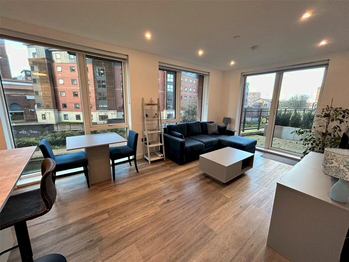 2 Bedroom Flat To Rent In The Lancaster, Snow Hill Wharf, Shadwell Street, Birmingham, B4